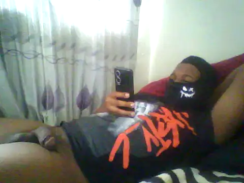 Snapshot of TitularAdaption chatting on December 19, 2025, 7:11 am TitularAdaption online show from December 19, 2025, 7:11 am