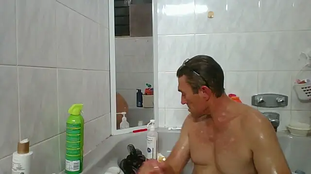 Snapshot of xykenrah@xh chatting on March 2, 2026, 8:16 pm xykenrahxh online show from March 2, 2026, 8:16 pm