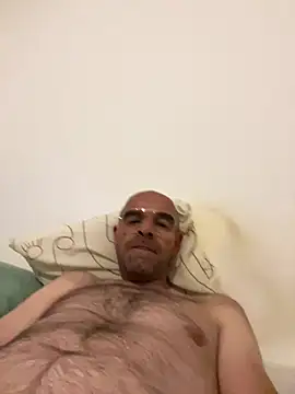 slim1976006 online show from June 1, 2026, 12:55 am