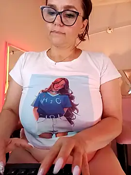 MariaPau 83 online show from February 26, 2025, 12:20 am