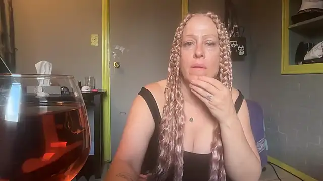 Snapshot of Soaponarope007 chatting on May 22, 2026, 2:26 pm Soaponarope007 online show from May 22, 2026, 2:26 pm