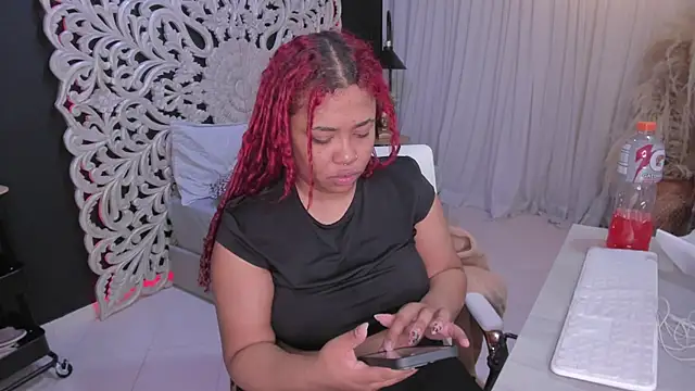 Snapshot of pamela_doll3 chatting on September 30, 2025, 3:56 am pamela doll3 online show from September 30, 2025, 3:56 am