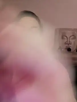 cristalines online show from February 2, 2026, 11:09 am