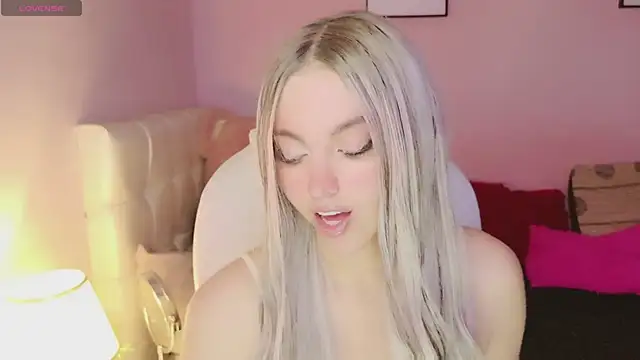 Snapshot of EvaEvangeline chatting on October 7, 2025, 2:23 am EvaEvangeline online show from October 7, 2025, 2:23 am