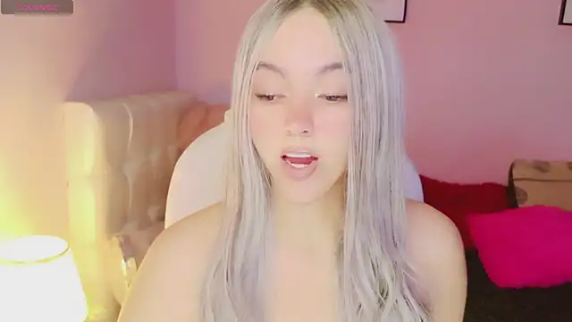 Snapshot of EvaEvangeline chatting on September 17, 2025, 7:21 am EvaEvangeline online show from September 17, 2025, 7:21 am