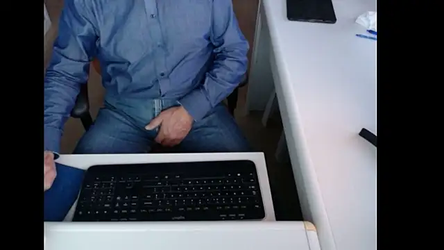 Snapshot of dutchpornking chatting on October 20, 2025, 6:48 am dutchpornking online show from October 20, 2025, 6:48 am