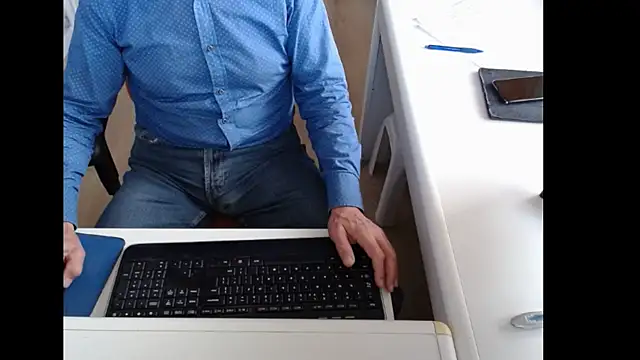 Snapshot of dutchpornking chatting on September 29, 2025, 7:48 am dutchpornking online show from September 29, 2025, 7:48 am