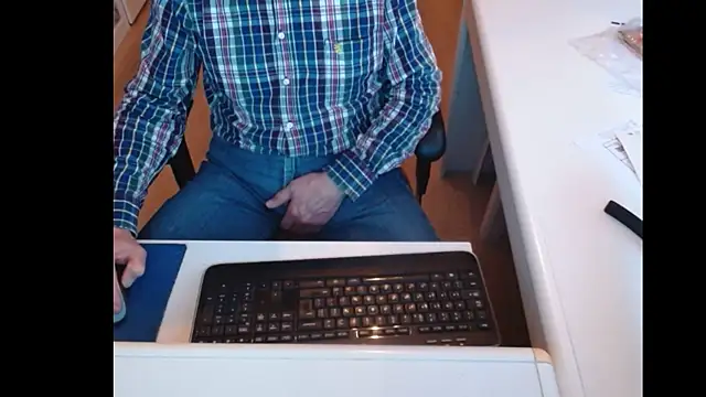 dutchpornking online show from February 27, 2025, 4:21 pm