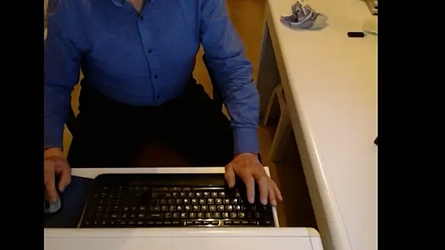 Snapshot of dutchpornking chatting on February 21, 2026, 8:22 pm dutchpornking online show from February 21, 2026, 8:22 pm