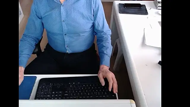 Snapshot of dutchpornking chatting on February 6, 2026, 7:59 am dutchpornking online show from February 6, 2026, 7:59 am