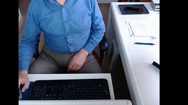 Snapshot of dutchpornking chatting on January 16, 2026, 7:56 am dutchpornking online show from January 16, 2026, 7:56 am