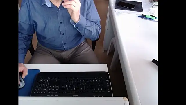 Snapshot of dutchpornking chatting on February 13, 2026, 8:03 am dutchpornking online show from February 13, 2026, 8:03 am