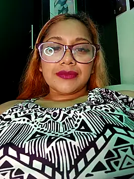 Snapshot of PokeGirld chatting on October 29, 2025, 4:22 am PokeGirld online show from October 29, 2025, 4:22 am