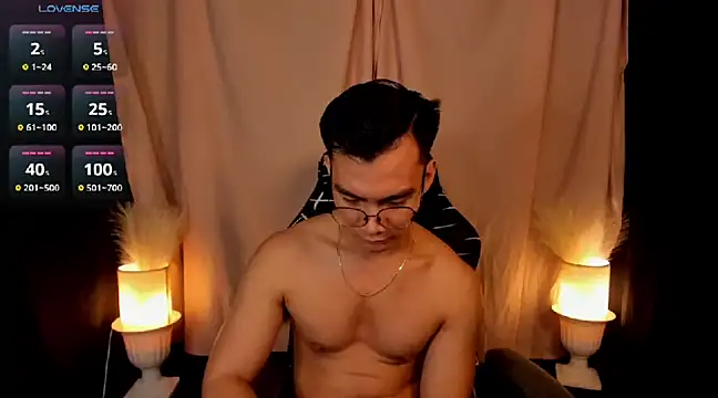 Snapshot of 000batman000 chatting on February 5, 2025, 8:21 am 000batman000 online show from February 5, 2025, 8:21 am