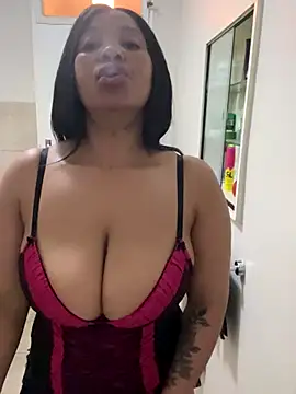 cherrybabe76 online show from October 5, 2025, 5:58 pm