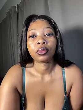 cherrybabe76 online show from March 16, 2025, 8:43 am