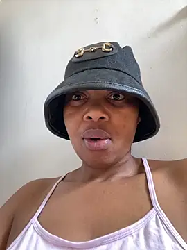 cherrybabe76 online show from October 16, 2025, 6:32 am