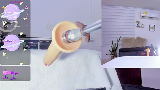 sofi velez online show from March 13, 2025, 1:21 am