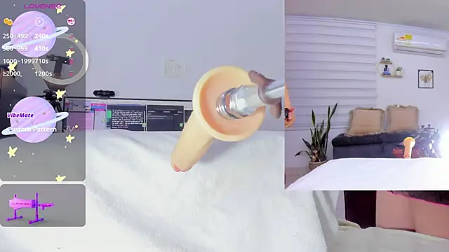 sofi velez online show from March 12, 2025, 1:25 am