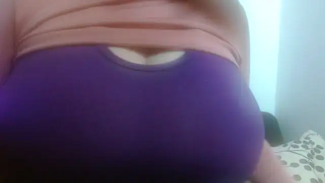 AnnyelinnaLove online show from September 18, 2025, 10:13 pm