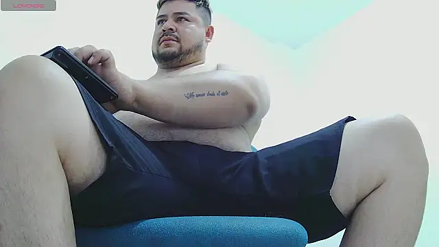 oso dirty  online show from September 30, 2025, 6:25 pm