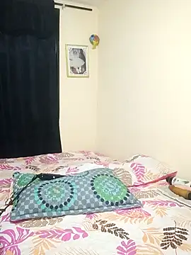 Snapshot of iamemmablake chatting on October 11, 2025, 12:11 am iamemmablake online show from October 11, 2025, 12:11 am