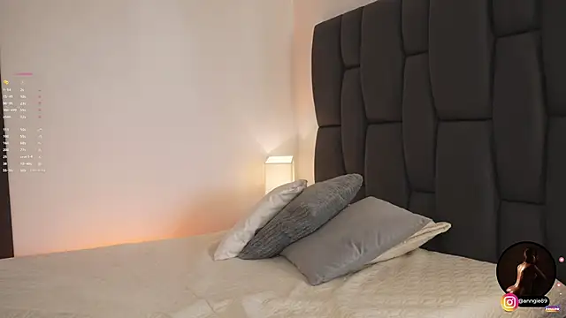 Snapshot of MelisaLopez_ chatting on September 29, 2025, 12:44 pm MelisaLopez online show from September 29, 2025, 12:44 pm