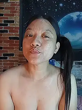 Snapshot of Urchanel chatting on February 28, 2026, 1:44 pm Urchanel online show from February 28, 2026, 1:44 pm