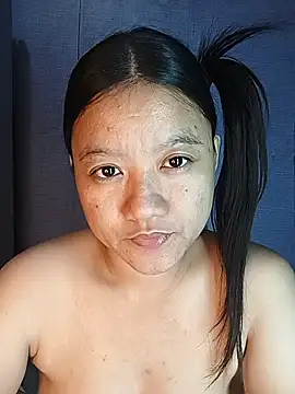 Snapshot of Urchanel chatting on February 8, 2026, 12:36 pm Urchanel online show from February 8, 2026, 12:36 pm