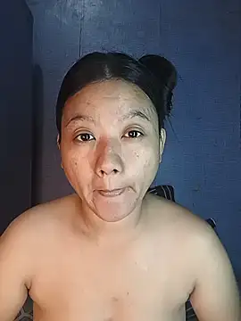 Snapshot of Urchanel chatting on February 12, 2026, 10:20 pm Urchanel online show from February 12, 2026, 10:20 pm