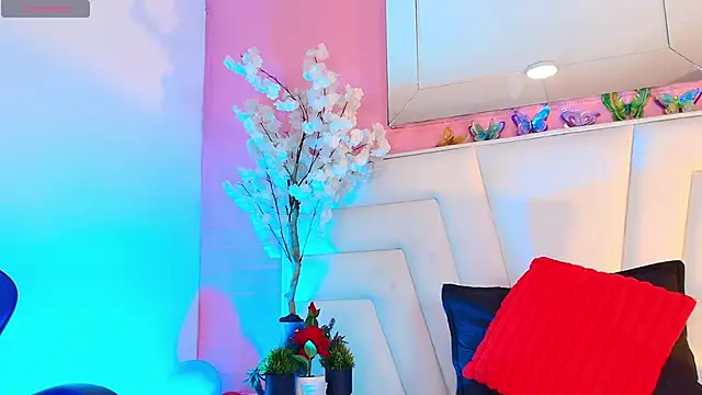 moxa hot online show from July 18, 2026, 4:15 pm