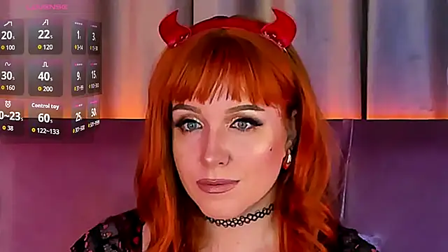 Snapshot of RoseRoxy chatting on October 27, 2025, 2:40 pm RoseRoxy online show from October 27, 2025, 2:40 pm