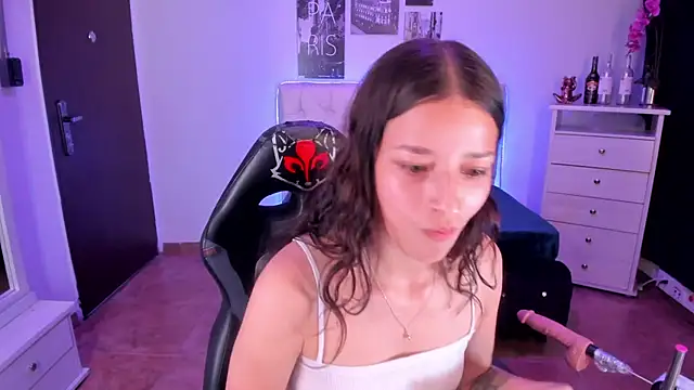 Amaia Daniells online show from January 4, 2025, 3:18 am