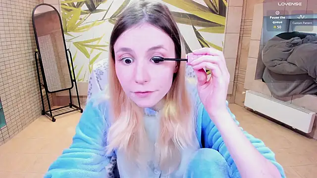 fleximona online show from April 18, 2026, 9:33 am