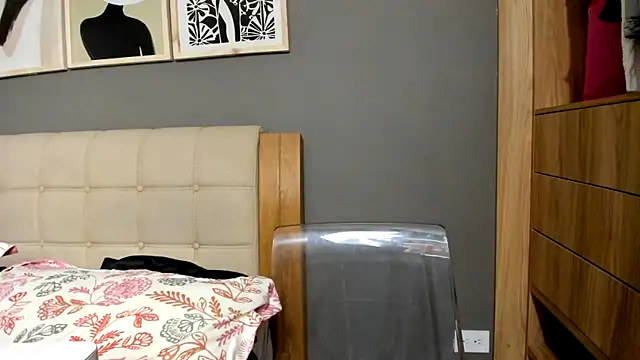 Ash milk online show from May 21, 2026, 2:09 am