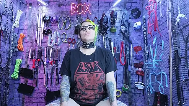 PANDORANEZZ online show from February 14, 2025, 5:09 am