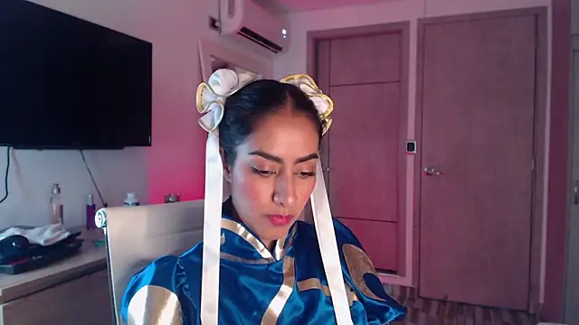 Snapshot of Brown_skin11 chatting on October 19, 2025, 8:44 pm Brown skin11 online show from October 19, 2025, 8:44 pm