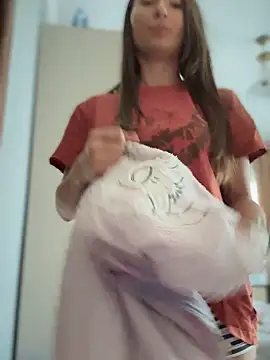 Snapshot of YOUR-KARINA chatting on January 17, 2025, 6:47 am YOUR-KARINA online show from January 17, 2025, 6:47 am