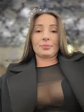 Snapshot of YOUR-KARINA chatting on February 26, 2025, 10:05 am YOUR-KARINA online show from February 26, 2025, 10:05 am