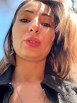 YOUR-KARINA online show from April 3, 2026, 3:24 am