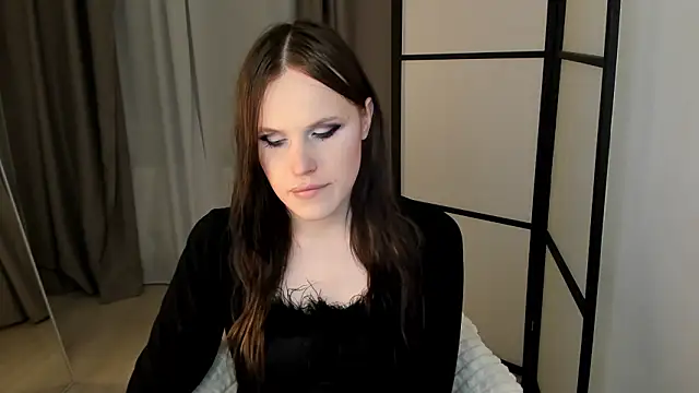 EffieMinki online show from March 12, 2026, 8:57 pm