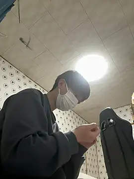 pychan online show from December 31, 2024, 12:04 pm