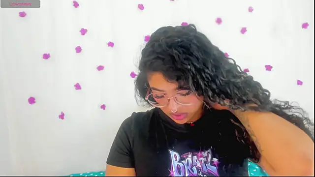 Snapshot of moana_taylor chatting on September 30, 2025, 10:10 am moana taylor online show from September 30, 2025, 10:10 am