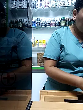 Gatubela212 online show from April 19, 2026, 12:22 am