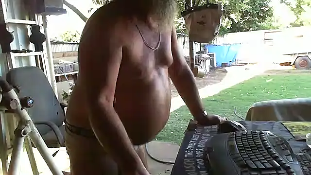 herbie010666 online show from January 17, 2025, 8:13 am