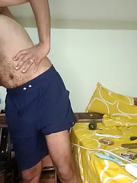 Snapshot of FearingForm chatting on September 30, 2025, 10:27 pm FearingForm online show from September 30, 2025, 10:27 pm