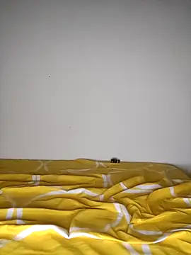 Snapshot of FearingForm chatting on October 3, 2025, 6:53 pm FearingForm online show from October 3, 2025, 6:53 pm