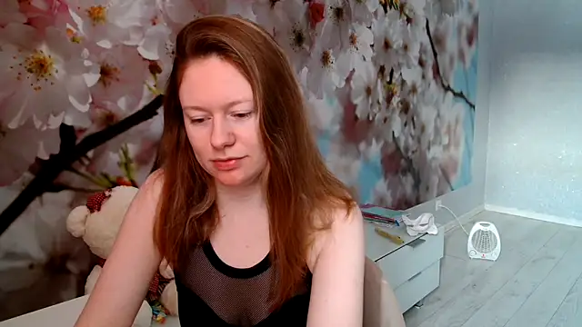 Snapshot of ConnieDaw chatting on February 10, 2025, 5:58 am ConnieDaw online show from February 10, 2025, 5:58 am