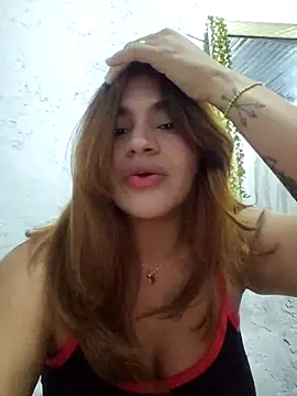 Snapshot of SexyFriends_ chatting on February 15, 2026, 10:09 pm SexyFriends online show from February 15, 2026, 10:09 pm