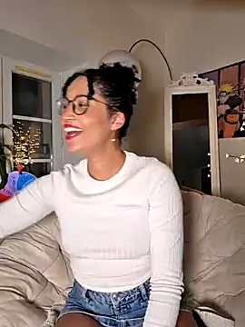 Lauyako online show from October 8, 2025, 10:21 pm